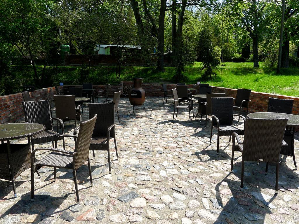 Dom Mlynarza Hotel Zukczyn ภายนอก รูปภาพ